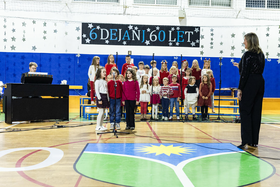 2025 12 11  60 let OS I Roba 56.jpg